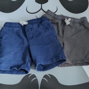 Set of 2 Carter's pull-on shorts 24mo